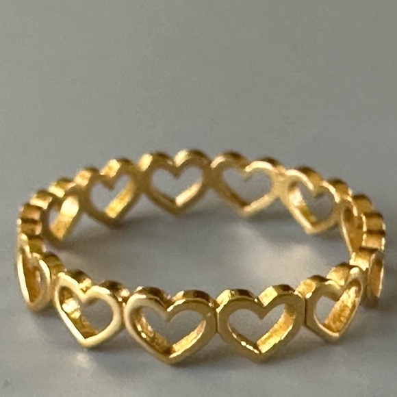 14k Gold Vermeil Simple Eternity Heart Ring - Picture 11 of 12